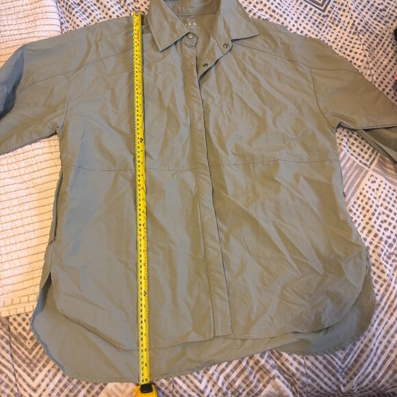 Wilo the Label Womens S Workout/Beach Coverup Parachute Shirt Sage Athletic NWT - Picture 8 of 9
